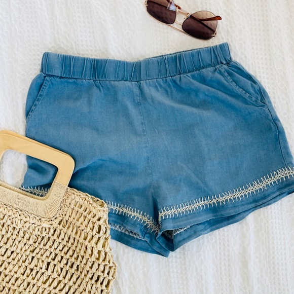 Paper Crane Tencel Shorts - Picture 1 of 13